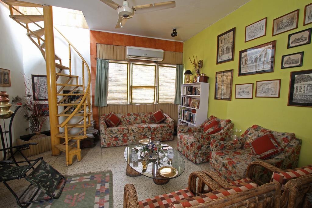 Nina Kochhar'S Homestay ニューデリー エクステリア 写真